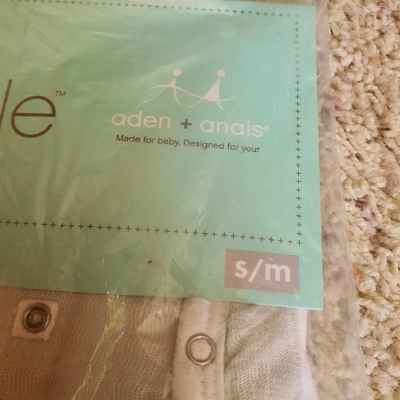 NWT Retired Aden & Ana's Easy Swaddle Paintbrush - Picture 3 of 6
